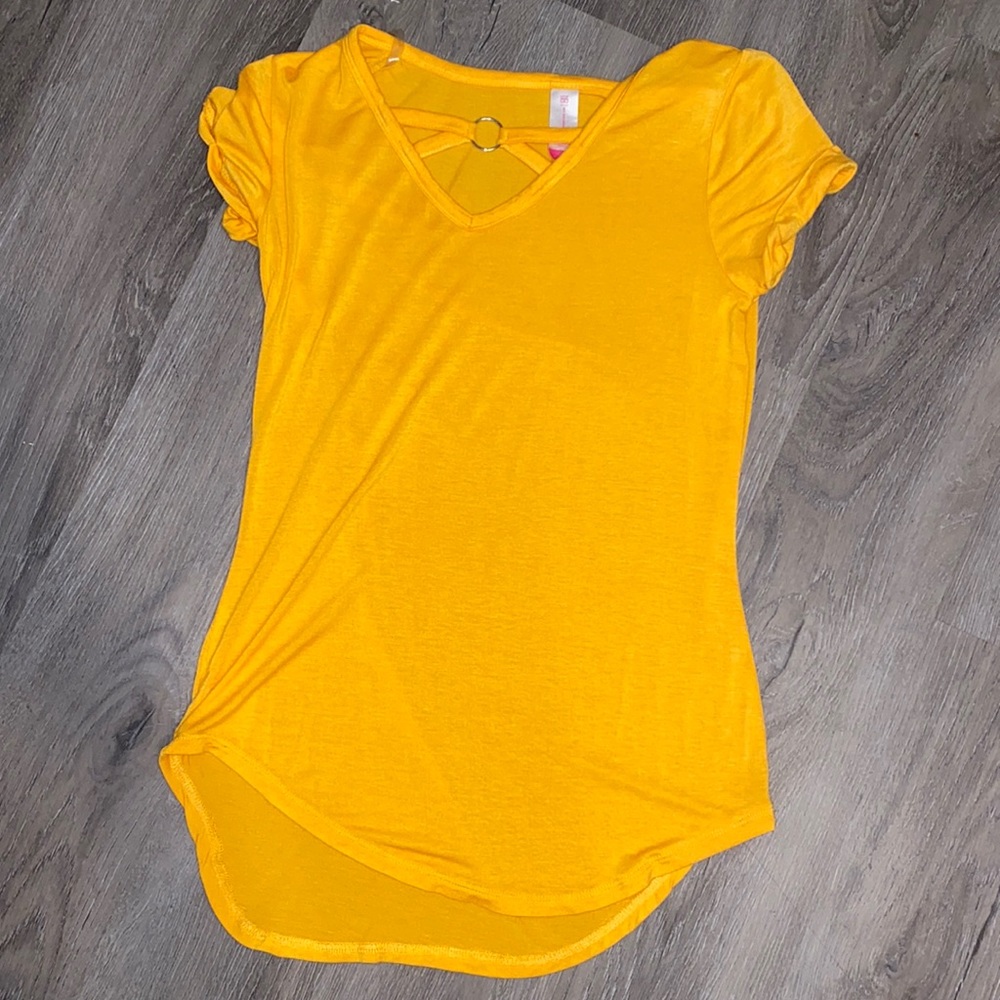 Mustard yellow top